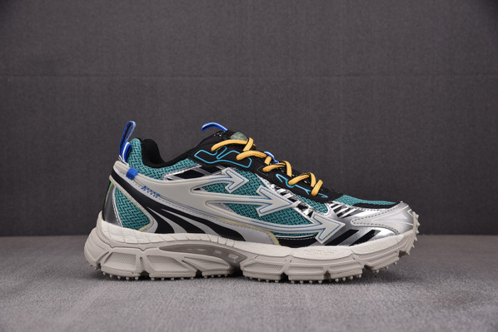 OFW SNEAKER