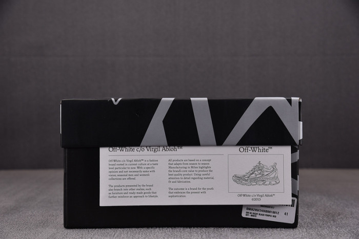 OFW SNEAKER