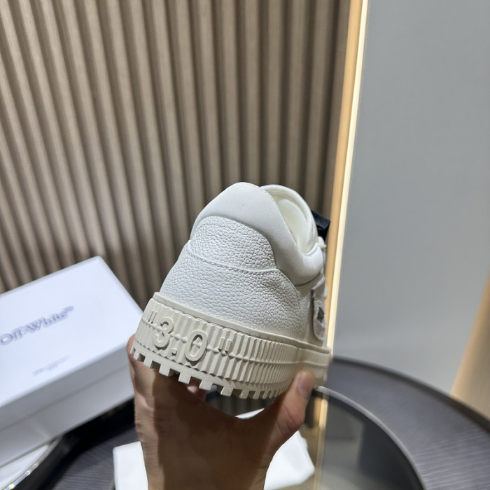 OFW SNEAKER