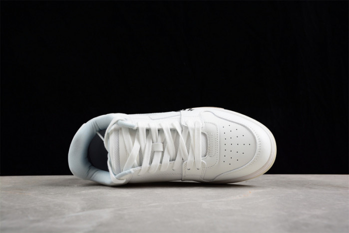 OFW SNEAKER