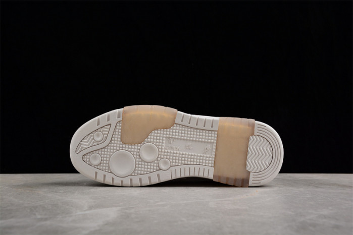 OFW SNEAKER