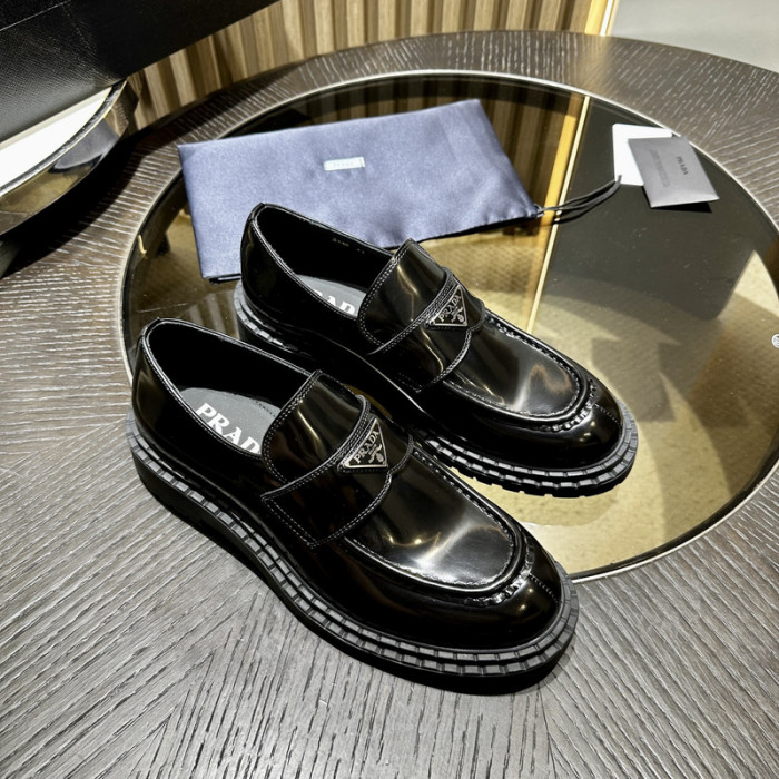 PRAD SNEAKER