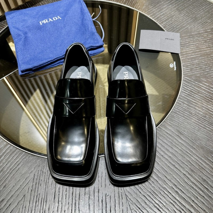 PRAD SNEAKER