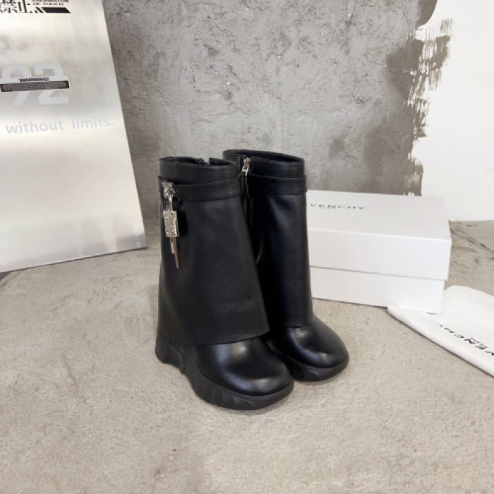 G1VEN& BOOTS